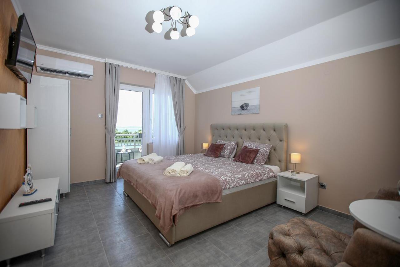 Dunavski Cvet Banatska Palanka Exterior foto